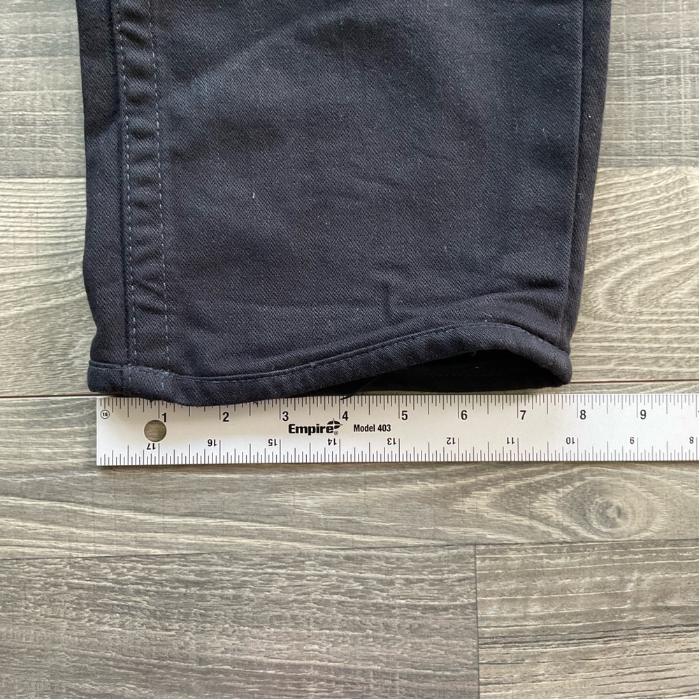 44x28 True Religion Straight w/ Flap Jeans Men’s All Black Distressed - Picture 12 of 16
